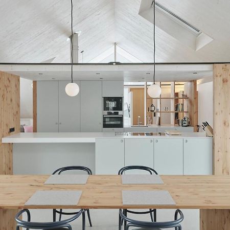 Urban Alpine Penthouse With Lake View Maurach  Extérieur photo