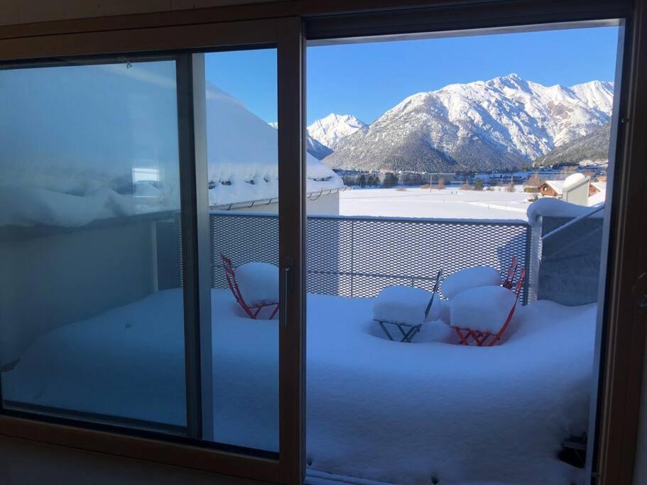 Urban Alpine Penthouse With Lake View Maurach  Extérieur photo