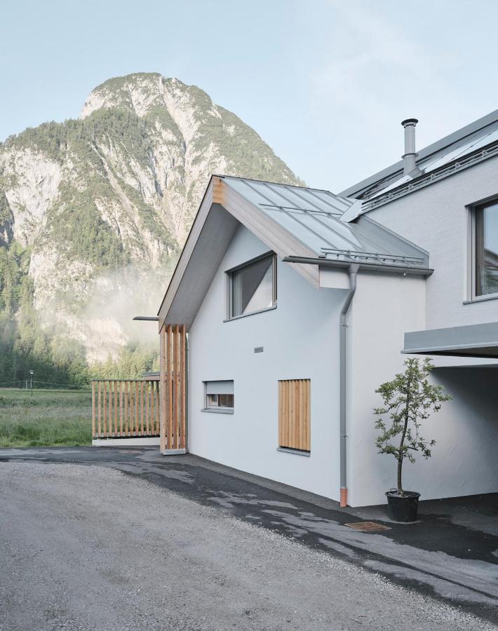Urban Alpine Penthouse With Lake View Maurach  Extérieur photo