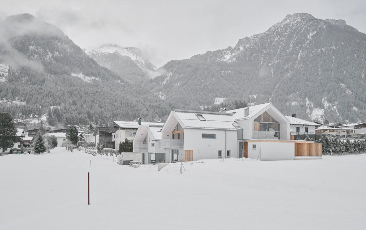 Urban Alpine Penthouse With Lake View Maurach  Extérieur photo