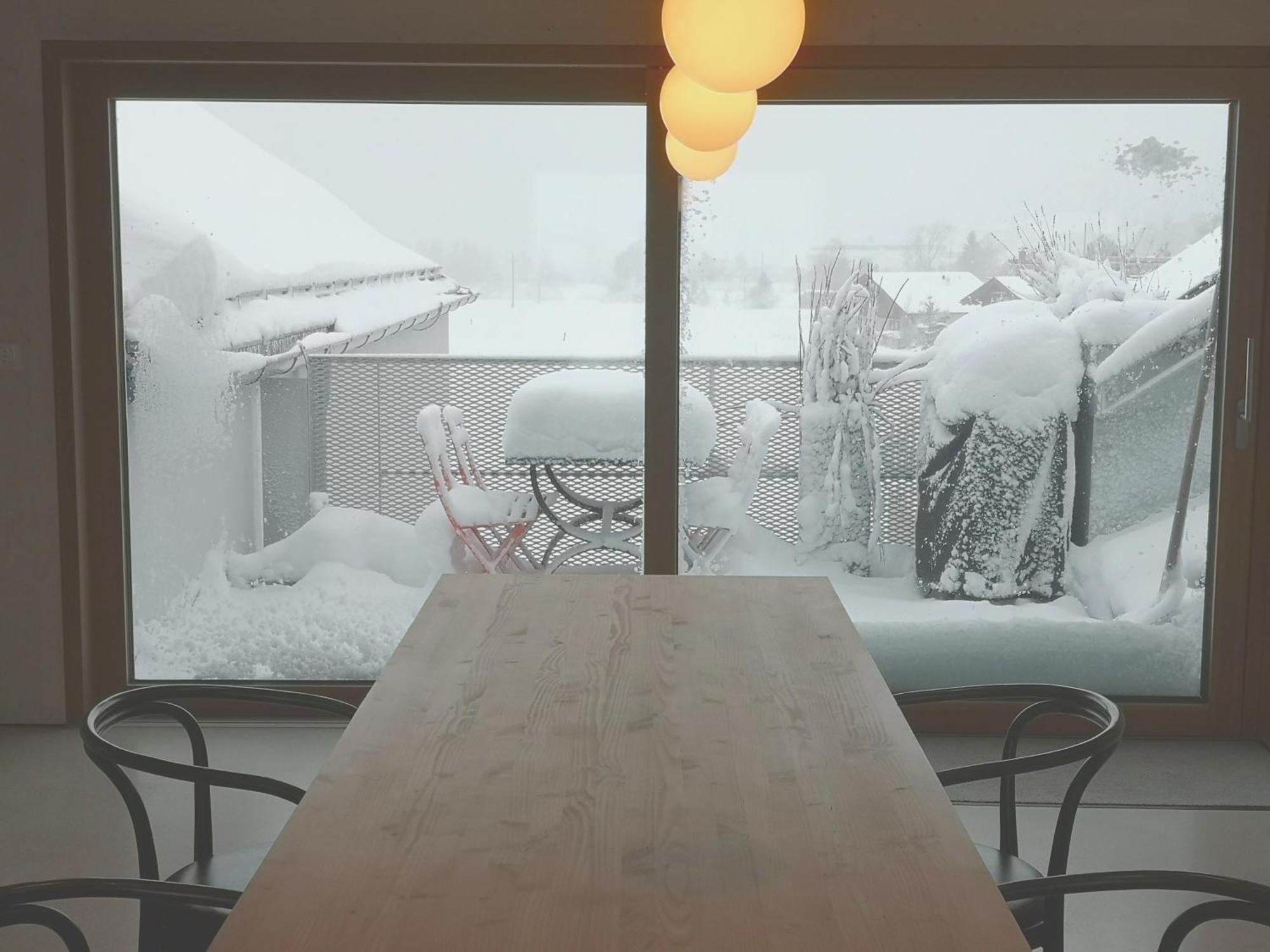 Urban Alpine Penthouse With Lake View Maurach  Extérieur photo